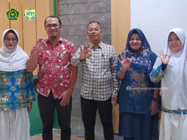 Utusan MAN Kota Singkawang Ikuti Pertemuan PIK-R Perkuat Peran Remaja dalam Ketahanan Keluarga Indonesia