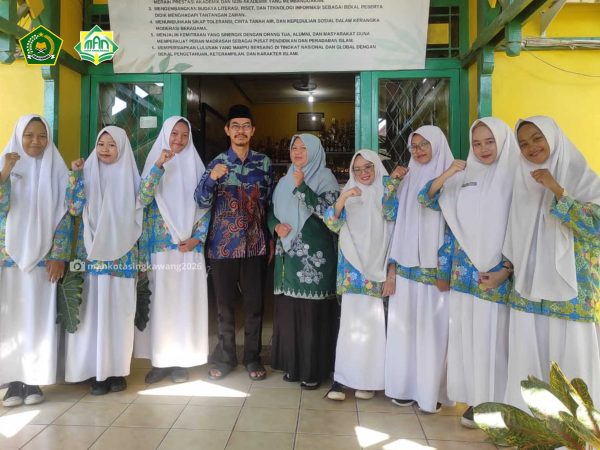 MAN Kota Singkawang Kirim Delegasi ke EBO XIII 2026 Siap Harumkan Nama Madrasah  di Tingkat Regional